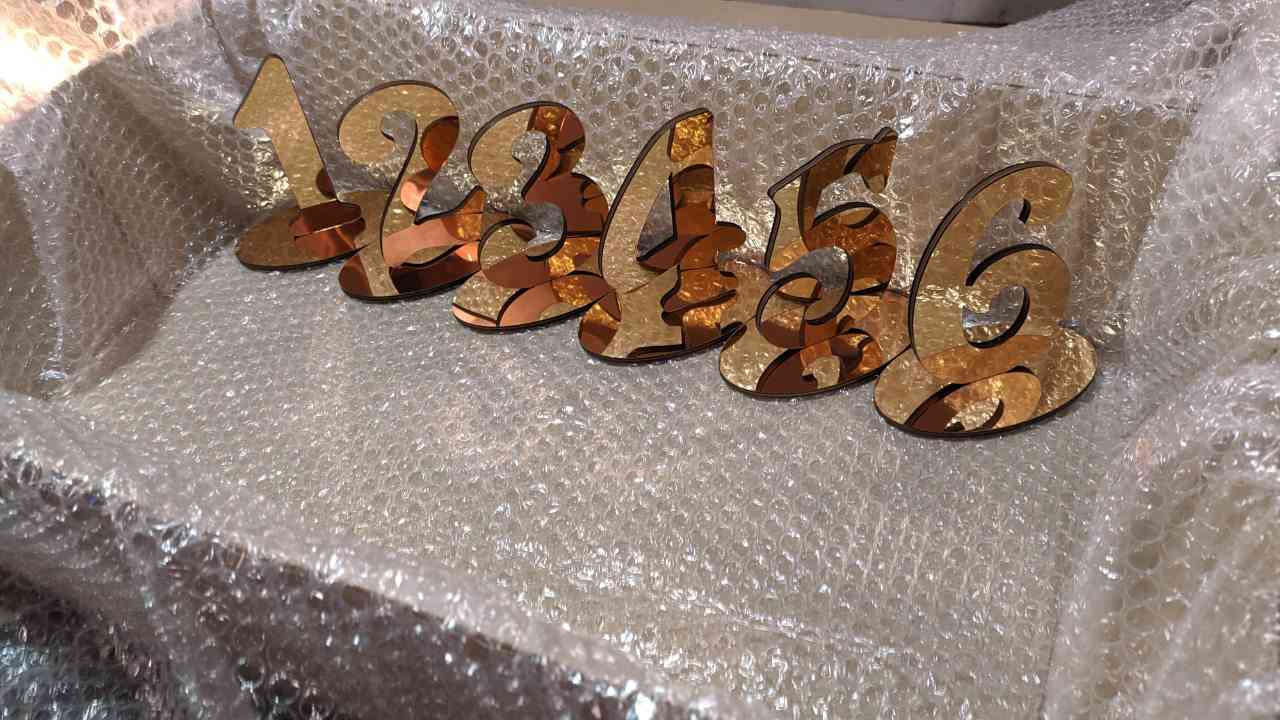 Номерки з підставкою на весільні бенкетні столи - різні кольори - Фото 6