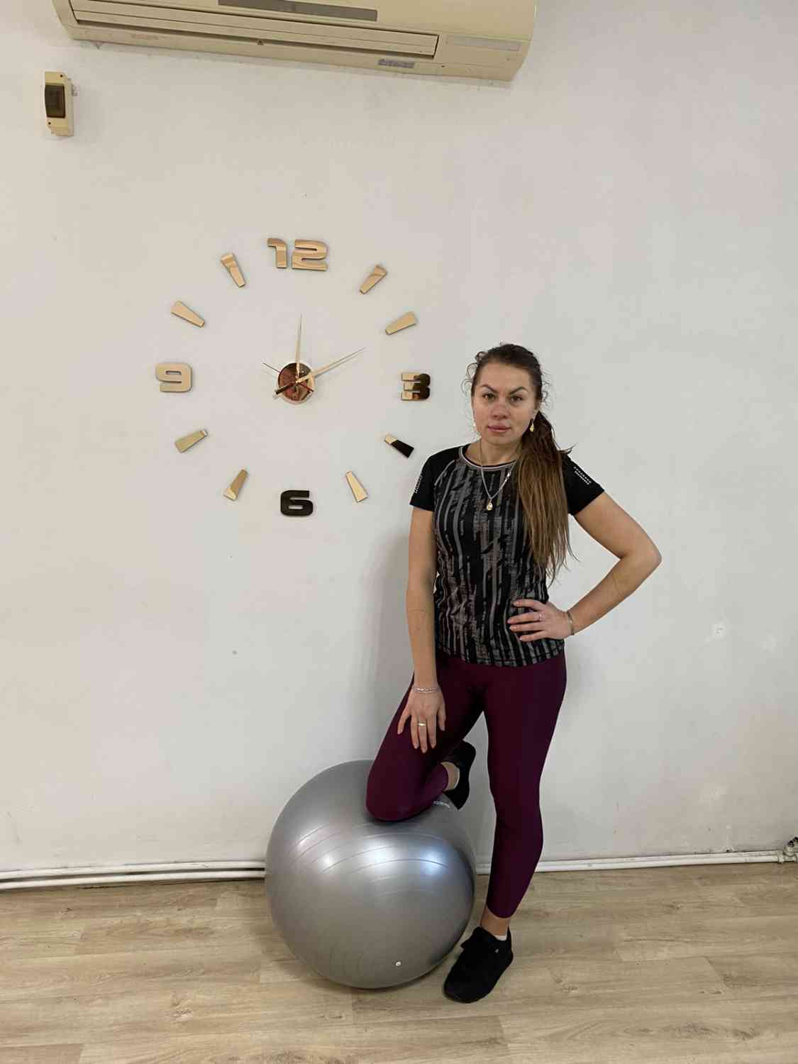 3D годинник з цифрами та поділками - великий вибір кольорів - Фото 5