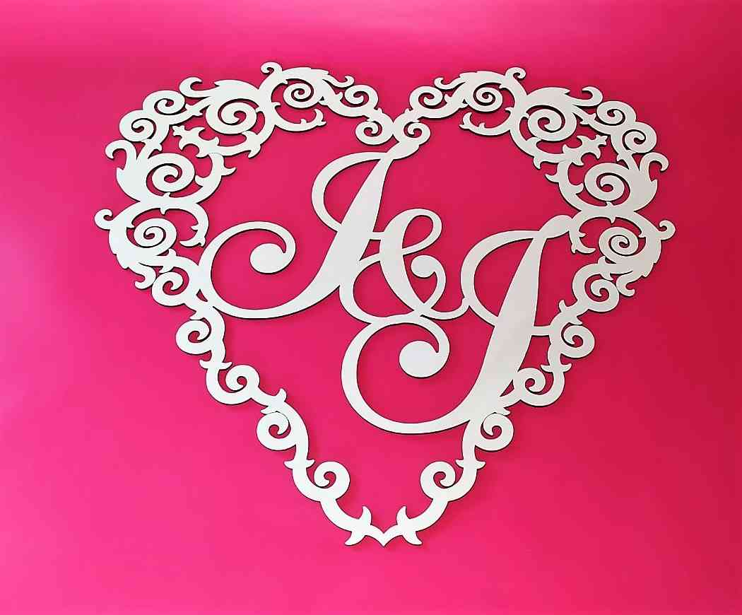 Серце монограма з ініціалами молодят - різні кольори - Фото 1