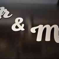 Mr & Mrs напис для фотозони на весілля - Фото 2